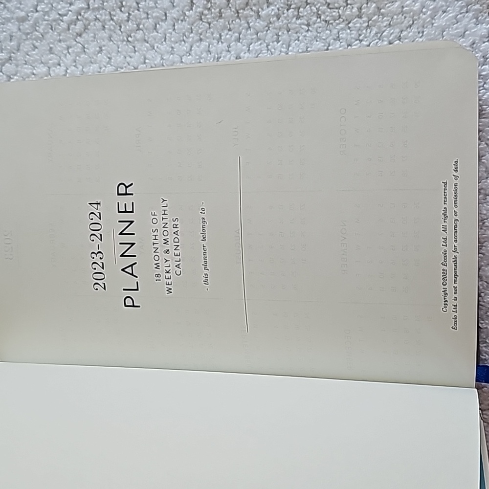 18 MONTH PLANNER - Picture 2 of 8